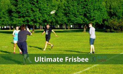 In this image, you see the players of the ultimate frisbee game.
